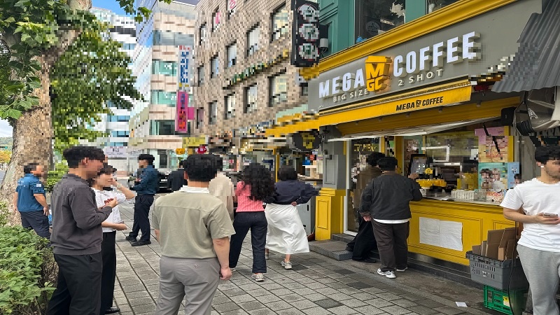 {풀오토 평택 메가커피 양도양수}배달미비/고정비저렴/월,3500만/메가커피창업비용/메가커피인수/메가창업