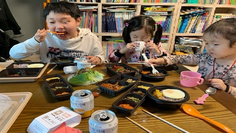 서울)고매출, 고수익 본도시락 양도양수 합니다. 전국 순위권, 단체 多, 직접운영, 가족, 부부창업 강력추천