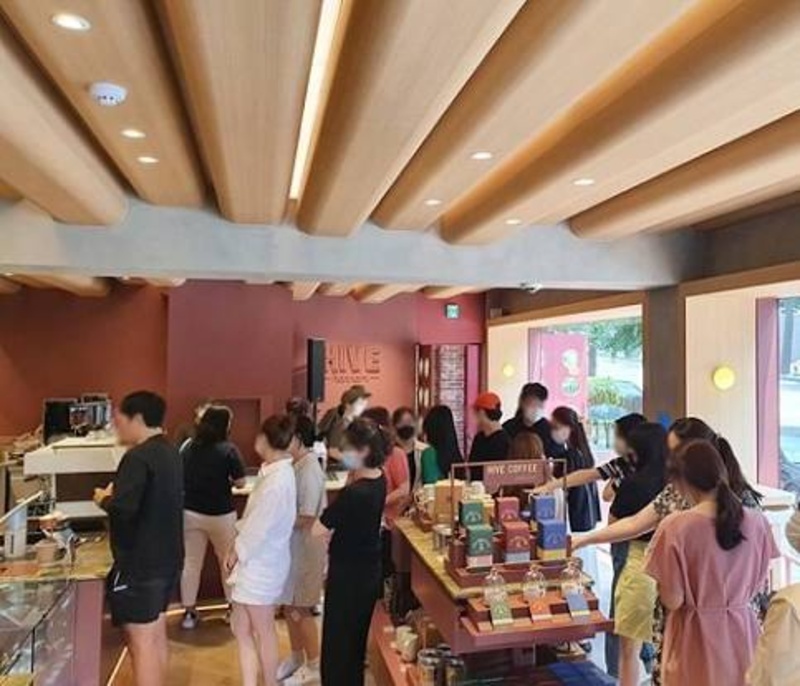 <영등포구>배스킨라빈스/최신식/수익740만/입지최상/오피스/뷰좋음/배스킨창업/배스킨라빈스양도양수